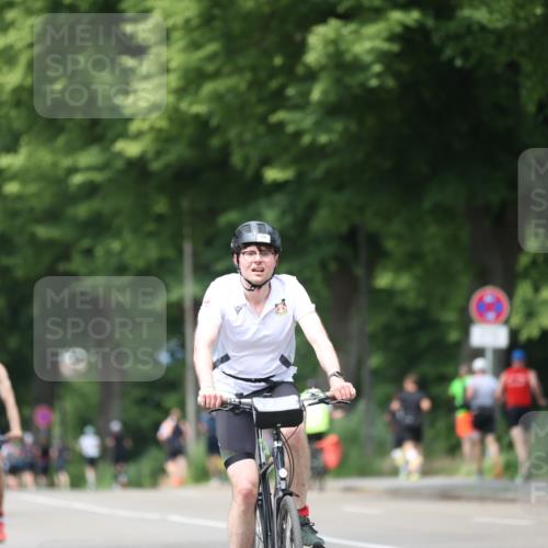 15.06.2025 - 7 Türme Triathlon Yannick Fuchs http://msf.ph/oto/8023854 15.06.2025 13:36:35 Radfahren 264, 826 meine-sportfotos.de