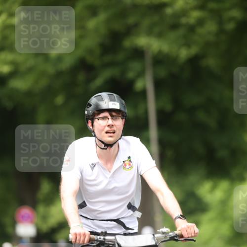 15.06.2025 - 7 Türme Triathlon Yannick Fuchs http://msf.ph/oto/8023880 15.06.2025 13:36:36 Radfahren 264, 826 meine-sportfotos.de
