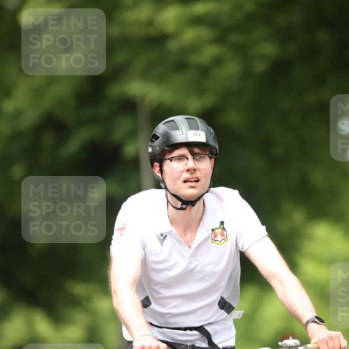 15.06.2025 - 7 Türme Triathlon Yannick Fuchs http://msf.ph/oto/8023883 15.06.2025 13:36:36 Radfahren 264, 826 meine-sportfotos.de
