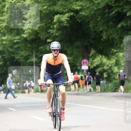 15.06.2025 - 7 Türme Triathlon Yannick Fuchs http://msf.ph/oto/8023904 15.06.2025 13:36:37 Radfahren 826 meine-sportfotos.de