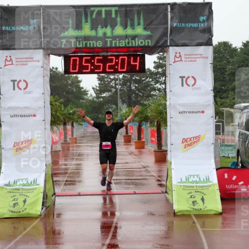 15.06.2025 - 7 Türme Triathlon Michael Strokosch http://msf.ph/oto/8023907 15.06.2025 15:52:04 Ziel 338 meine-sportfotos.de