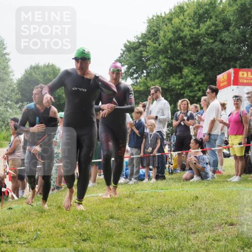 15.06.2025 - 27. Vierlanden-Triathlon KatJ http://msf.ph/oto/8023918 15.06.2025 10:57:04 Schwimmen 654, 688, 711, 718, 755 meine-sportfotos.de