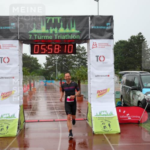 15.06.2025 - 7 Türme Triathlon Michael Strokosch http://msf.ph/oto/8024074 15.06.2025 15:58:09 Ziel 223 meine-sportfotos.de