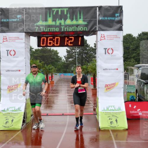 15.06.2025 - 7 Türme Triathlon Michael Strokosch http://msf.ph/oto/8024226 15.06.2025 16:01:21 Ziel 270, 276 meine-sportfotos.de