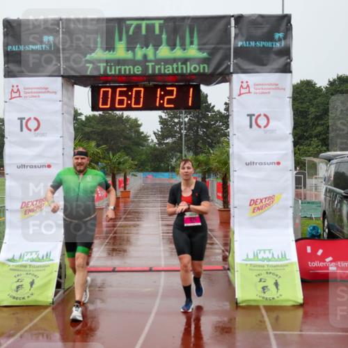 15.06.2025 - 7 Türme Triathlon Michael Strokosch http://msf.ph/oto/8024231 15.06.2025 16:01:21 Ziel 270, 276 meine-sportfotos.de