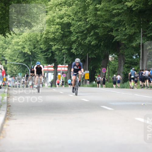 15.06.2025 - 7 Türme Triathlon Yannick Fuchs http://msf.ph/oto/8024297 15.06.2025 13:37:12 Radfahren 421, 525, 663 meine-sportfotos.de