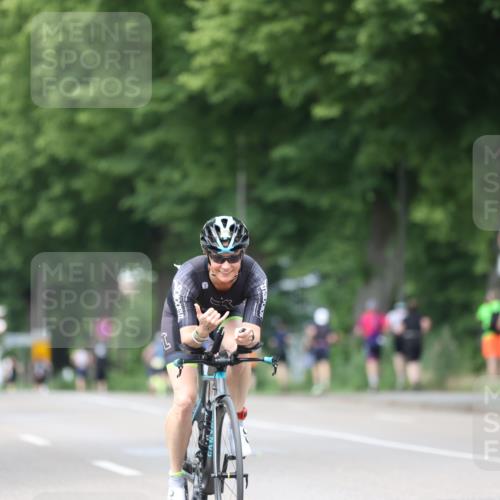 15.06.2025 - 7 Türme Triathlon Yannick Fuchs http://msf.ph/oto/8024368 15.06.2025 13:37:17 Radfahren 421, 469, 525, 663 meine-sportfotos.de