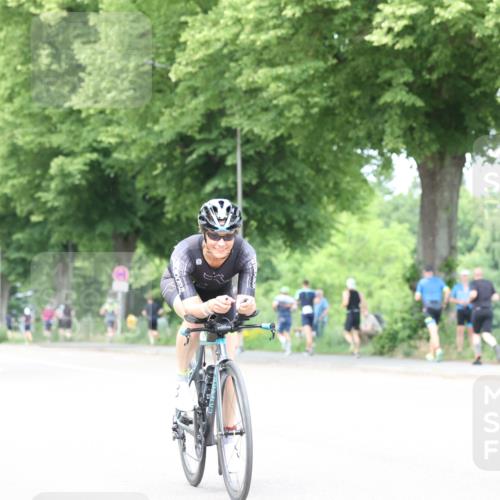 15.06.2025 - 7 Türme Triathlon Yannick Fuchs http://msf.ph/oto/8024402 15.06.2025 13:37:18 Radfahren 421, 469, 525, 663 meine-sportfotos.de