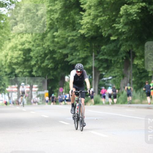 15.06.2025 - 7 Türme Triathlon Yannick Fuchs http://msf.ph/oto/8024417 15.06.2025 13:37:22 Radfahren 237, 469 meine-sportfotos.de