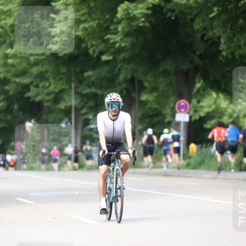 15.06.2025 - 7 Türme Triathlon Yannick Fuchs http://msf.ph/oto/8024469 15.06.2025 13:37:27 Radfahren 237, 522 meine-sportfotos.de