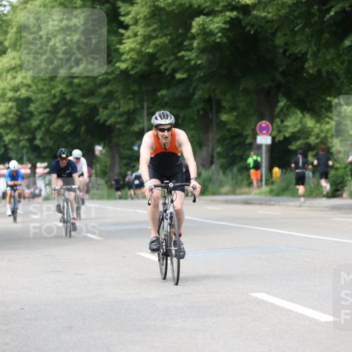 15.06.2025 - 7 Türme Triathlon Yannick Fuchs http://msf.ph/oto/8024585 15.06.2025 13:37:39 Radfahren 427, 587 meine-sportfotos.de