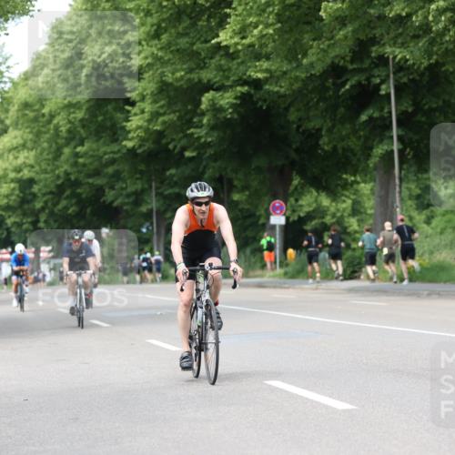 15.06.2025 - 7 Türme Triathlon Yannick Fuchs http://msf.ph/oto/8024592 15.06.2025 13:37:39 Radfahren 427, 587 meine-sportfotos.de