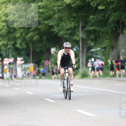 15.06.2025 - 7 Türme Triathlon Yannick Fuchs http://msf.ph/oto/8024719 15.06.2025 13:38:00 Radfahren 812, 944 meine-sportfotos.de