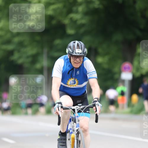 15.06.2025 - 7 Türme Triathlon Yannick Fuchs http://msf.ph/oto/8024881 15.06.2025 13:38:25 Radfahren 193, 432, 750 meine-sportfotos.de