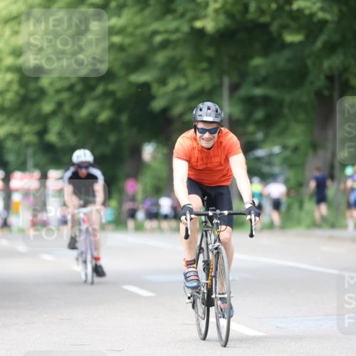 15.06.2025 - 7 Türme Triathlon Yannick Fuchs http://msf.ph/oto/8024957 15.06.2025 13:38:32 Radfahren 432, 457, 884, 1168 meine-sportfotos.de
