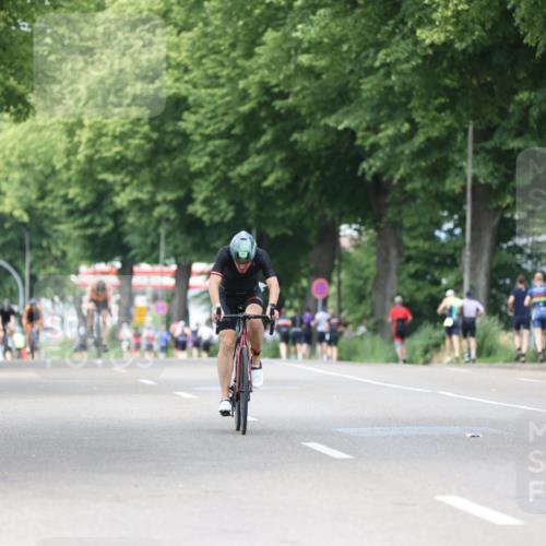 15.06.2025 - 7 Türme Triathlon Yannick Fuchs http://msf.ph/oto/8025021 15.06.2025 13:38:36 Radfahren 457, 884, 1130, 1168 meine-sportfotos.de