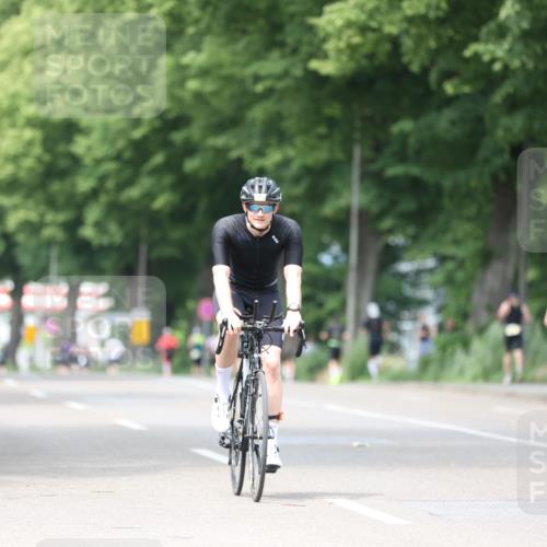 15.06.2025 - 7 Türme Triathlon Yannick Fuchs http://msf.ph/oto/8025033 15.06.2025 13:38:47 Radfahren 303 meine-sportfotos.de