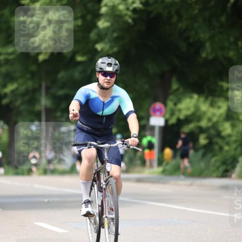15.06.2025 - 7 Türme Triathlon Yannick Fuchs http://msf.ph/oto/8025065 15.06.2025 13:38:55 Radfahren 1054 meine-sportfotos.de