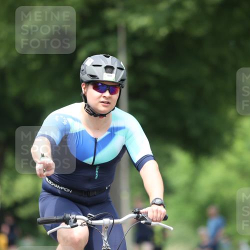 15.06.2025 - 7 Türme Triathlon Yannick Fuchs http://msf.ph/oto/8025074 15.06.2025 13:38:56 Radfahren 1054 meine-sportfotos.de