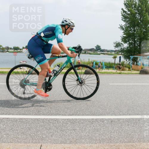 21.06.2025 - 27. Vierlanden-Triathlon H.Heesch http://msf.ph/oto/8025246 15.06.2025 12:06:05 Radfahren 207, 676 meine-sportfotos.de