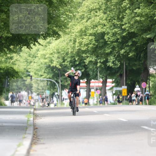 15.06.2025 - 7 Türme Triathlon Yannick Fuchs http://msf.ph/oto/8025371 15.06.2025 13:39:40 Radfahren 409, 1085 meine-sportfotos.de