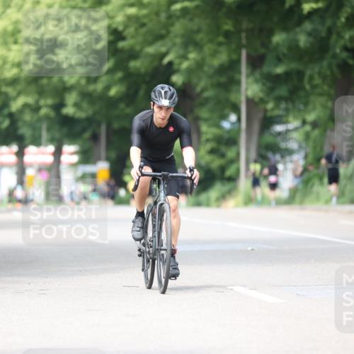15.06.2025 - 7 Türme Triathlon Yannick Fuchs http://msf.ph/oto/8025472 15.06.2025 13:39:54 Radfahren 875 meine-sportfotos.de
