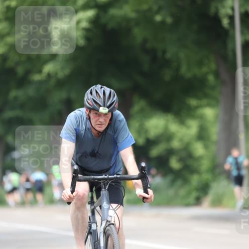 15.06.2025 - 7 Türme Triathlon Yannick Fuchs http://msf.ph/oto/8025665 15.06.2025 13:40:26 Radfahren 1005 meine-sportfotos.de