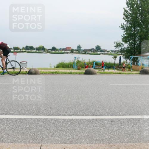 21.06.2025 - 27. Vierlanden-Triathlon H.Heesch http://msf.ph/oto/8025668 15.06.2025 11:17:22 Radfahren 672, 782, 847 meine-sportfotos.de