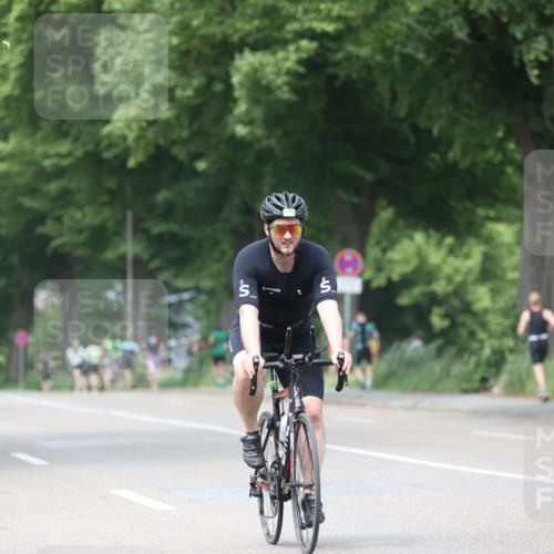 15.06.2025 - 7 Türme Triathlon Yannick Fuchs http://msf.ph/oto/8025699 15.06.2025 13:40:32 Radfahren 1025 meine-sportfotos.de