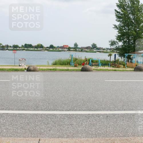 21.06.2025 - 27. Vierlanden-Triathlon H.Heesch http://msf.ph/oto/8025710 15.06.2025 12:07:27 Radfahren 228, 662, 732, 909, 1000, 1001, 1002, 1003 meine-sportfotos.de