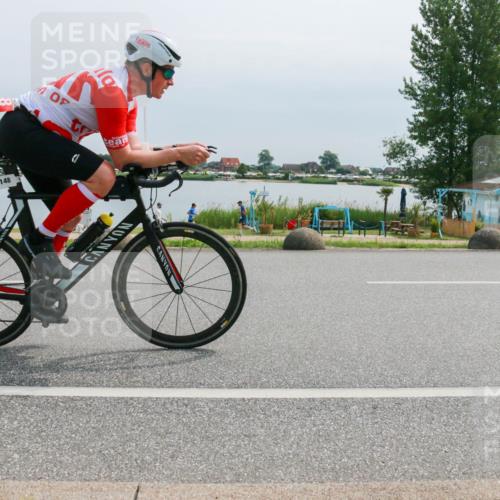 21.06.2025 - 27. Vierlanden-Triathlon H.Heesch http://msf.ph/oto/8025786 15.06.2025 11:17:49 Radfahren 7, 148, 153, 720, 947 meine-sportfotos.de