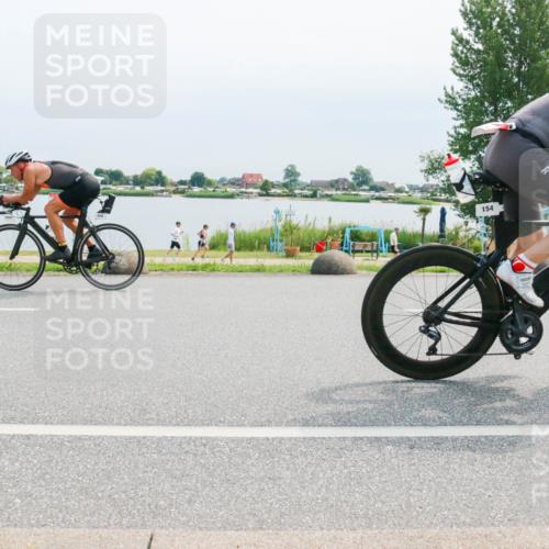 21.06.2025 - 27. Vierlanden-Triathlon H.Heesch http://msf.ph/oto/8025820 15.06.2025 11:17:55 Radfahren 7, 154, 199, 830 meine-sportfotos.de