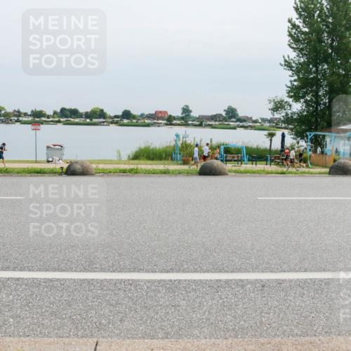 21.06.2025 - 27. Vierlanden-Triathlon H.Heesch http://msf.ph/oto/8025841 15.06.2025 11:17:57 Radfahren 154, 199, 830 meine-sportfotos.de