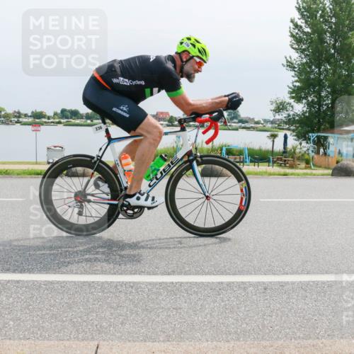 21.06.2025 - 27. Vierlanden-Triathlon H.Heesch http://msf.ph/oto/8025945 15.06.2025 11:18:32 Radfahren 219, 236 meine-sportfotos.de