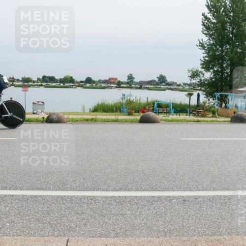 21.06.2025 - 27. Vierlanden-Triathlon H.Heesch http://msf.ph/oto/8025975 15.06.2025 11:18:35 Radfahren 236, 836 meine-sportfotos.de