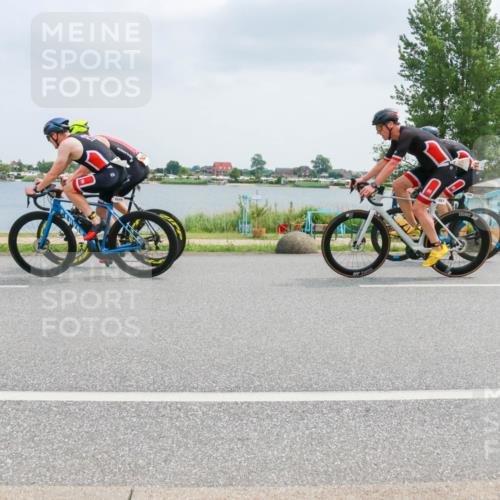 21.06.2025 - 27. Vierlanden-Triathlon H.Heesch http://msf.ph/oto/8026179 15.06.2025 12:10:53 Radfahren 933, 1019, 1020, 1021, 1022, 1023 meine-sportfotos.de