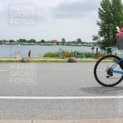 21.06.2025 - 27. Vierlanden-Triathlon H.Heesch http://msf.ph/oto/8026276 15.06.2025 12:11:25 Radfahren 705, 913, 1014, 1015, 1016, 1017, 1018 meine-sportfotos.de