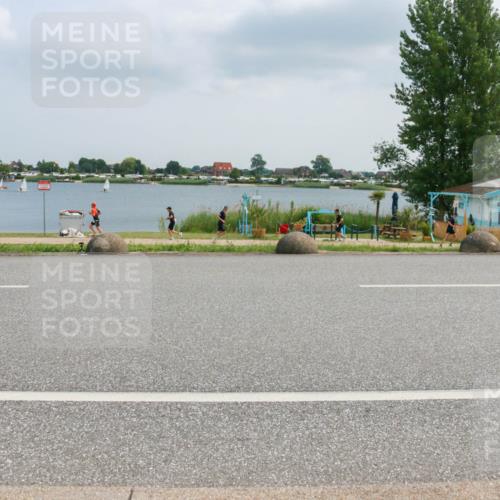 21.06.2025 - 27. Vierlanden-Triathlon H.Heesch http://msf.ph/oto/8026278 15.06.2025 12:11:29 Radfahren 705, 1014, 1015, 1016, 1017, 1018, 1024 meine-sportfotos.de
