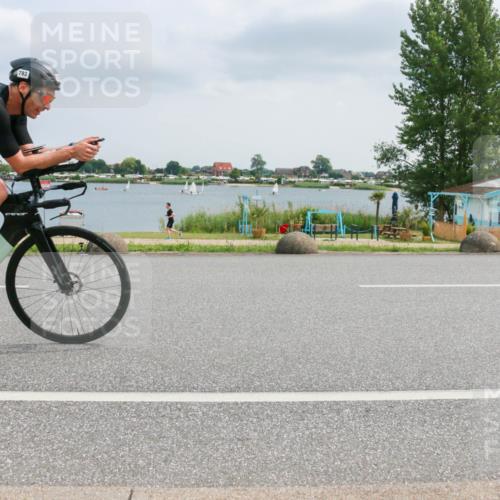 21.06.2025 - 27. Vierlanden-Triathlon H.Heesch http://msf.ph/oto/8026355 15.06.2025 12:11:55 Radfahren 793 meine-sportfotos.de