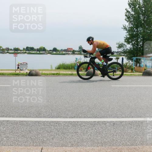 21.06.2025 - 27. Vierlanden-Triathlon H.Heesch http://msf.ph/oto/8026630 15.06.2025 11:18:54 Radfahren 745, 754, 832, 863 meine-sportfotos.de