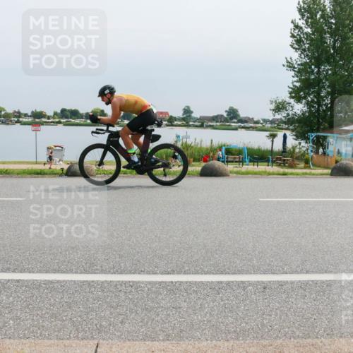 21.06.2025 - 27. Vierlanden-Triathlon H.Heesch http://msf.ph/oto/8026638 15.06.2025 11:18:54 Radfahren 745, 754, 832, 863 meine-sportfotos.de