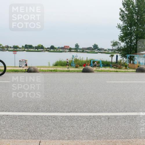 21.06.2025 - 27. Vierlanden-Triathlon H.Heesch http://msf.ph/oto/8026658 15.06.2025 11:18:54 Radfahren 745, 754, 832, 863 meine-sportfotos.de