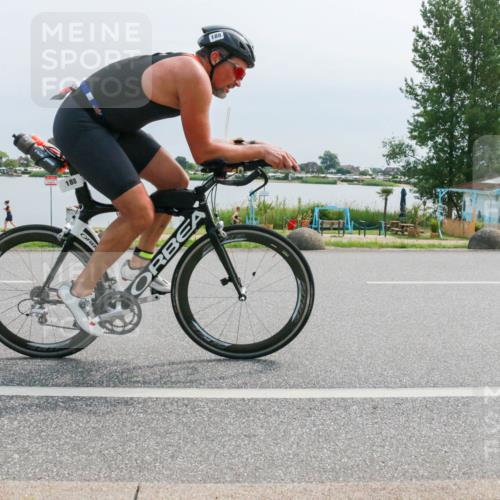 21.06.2025 - 27. Vierlanden-Triathlon H.Heesch http://msf.ph/oto/8026757 15.06.2025 11:19:23 Radfahren 151, 188, 783, 784 meine-sportfotos.de