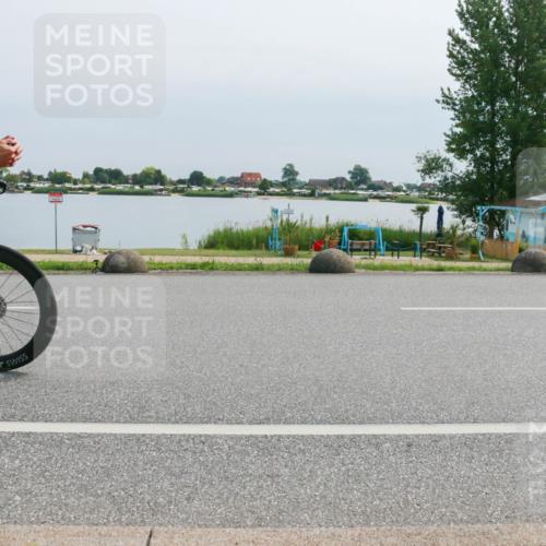 21.06.2025 - 27. Vierlanden-Triathlon H.Heesch http://msf.ph/oto/8026799 15.06.2025 11:19:31 Radfahren 172, 786 meine-sportfotos.de