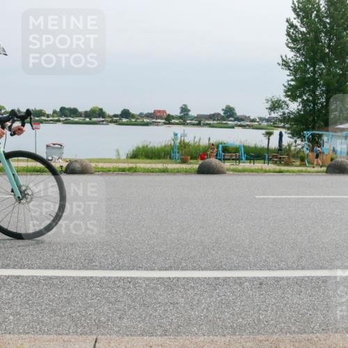 21.06.2025 - 27. Vierlanden-Triathlon H.Heesch http://msf.ph/oto/8026819 15.06.2025 11:19:40 Radfahren 205, 835 meine-sportfotos.de