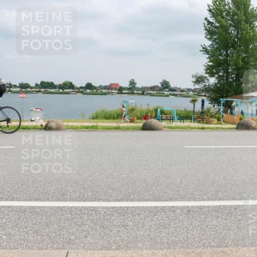 21.06.2025 - 27. Vierlanden-Triathlon H.Heesch http://msf.ph/oto/8026968 15.06.2025 12:17:08 Radfahren 641, 691, 923, 955 meine-sportfotos.de