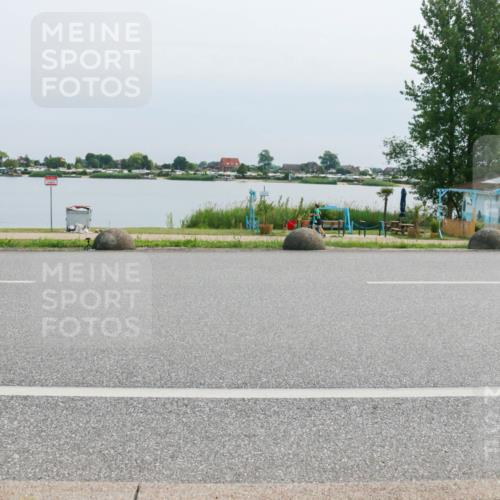 21.06.2025 - 27. Vierlanden-Triathlon H.Heesch http://msf.ph/oto/8026975 15.06.2025 11:19:59 Radfahren 251, 772, 982 meine-sportfotos.de