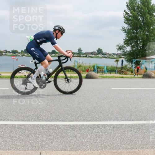 21.06.2025 - 27. Vierlanden-Triathlon H.Heesch http://msf.ph/oto/8027256 15.06.2025 12:19:37 Radfahren 637, 646, 647, 855, 953 meine-sportfotos.de