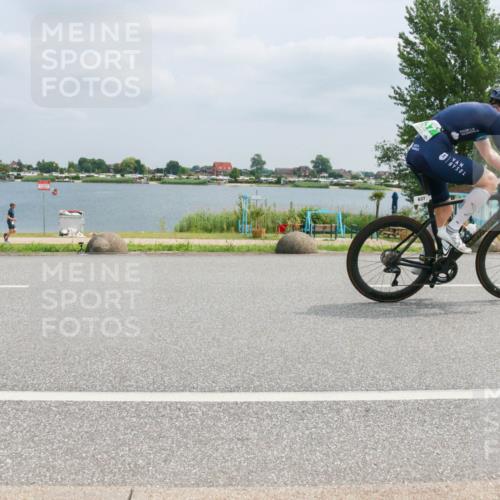 21.06.2025 - 27. Vierlanden-Triathlon H.Heesch http://msf.ph/oto/8027262 15.06.2025 12:19:37 Radfahren 637, 646, 647, 855, 953 meine-sportfotos.de