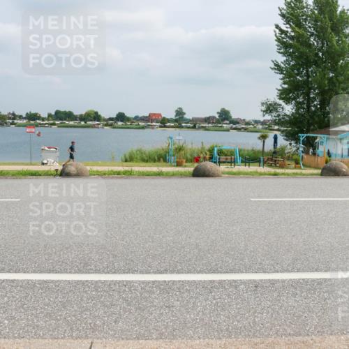 21.06.2025 - 27. Vierlanden-Triathlon H.Heesch http://msf.ph/oto/8027326 15.06.2025 12:19:38 Radfahren 637, 646, 647, 844, 855, 953 meine-sportfotos.de